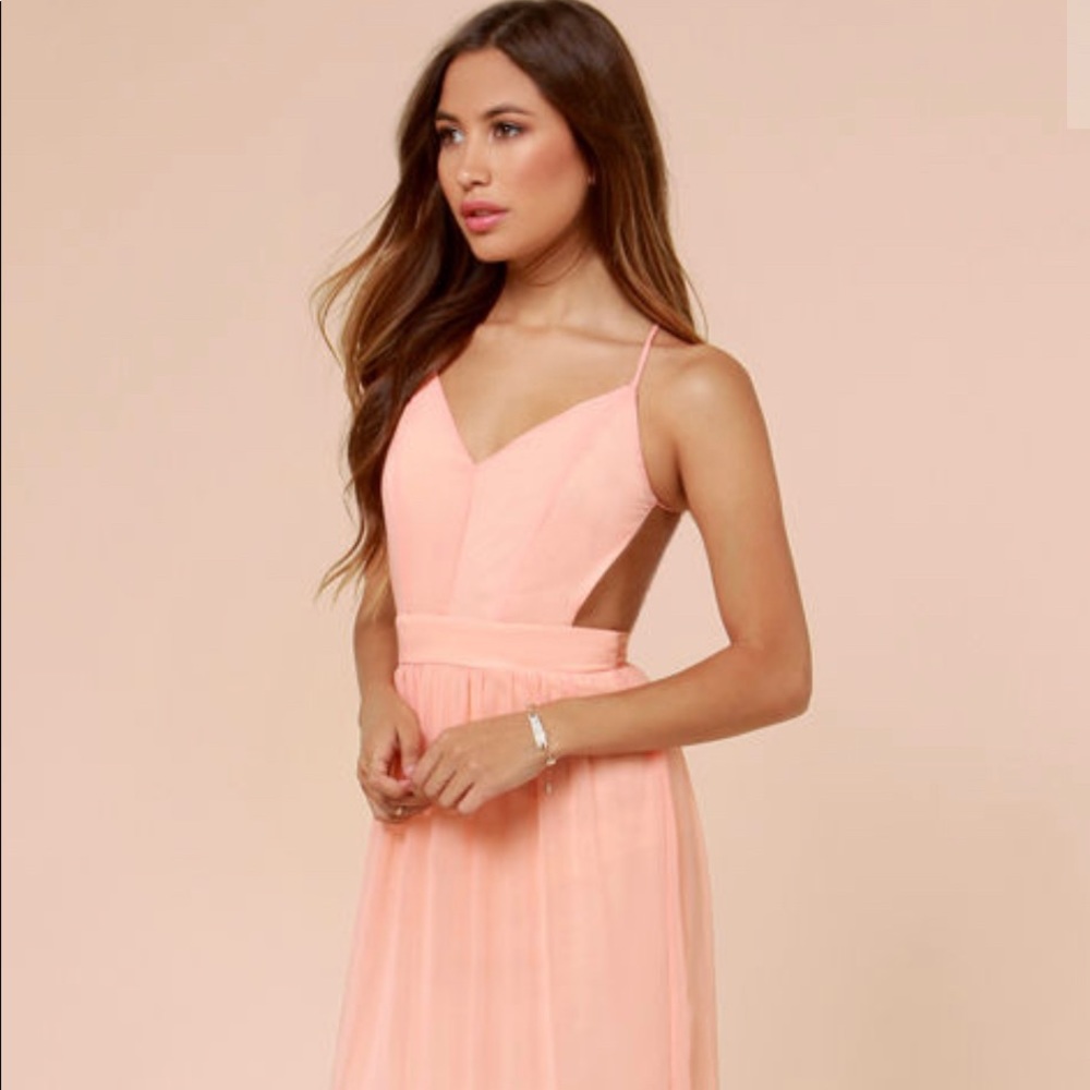 Lulu’s backless peach maxi dress